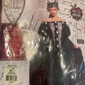 Ravenna costume from Snow White and the Huntsman